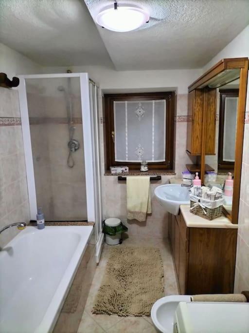 Appartamento Di Montagna Lo Grop Chambave Exterior foto